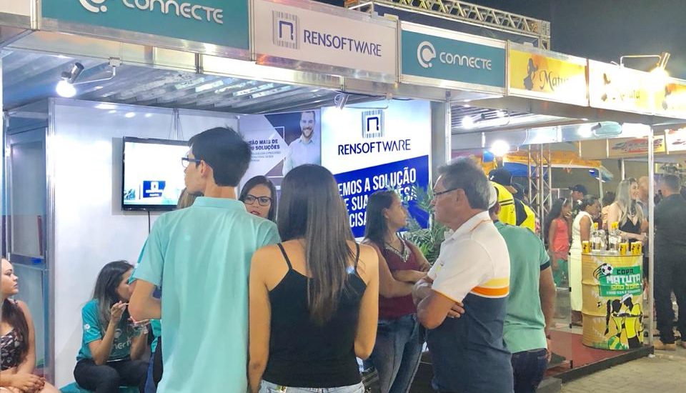 Connecte apresentou produtos Rensoftware na feira de negócios de São José do Egito (PE)