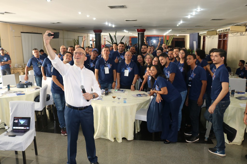 Ferramentas para as vendas de software foram destaque no primeiro dia de atividades do 4ª Workshop