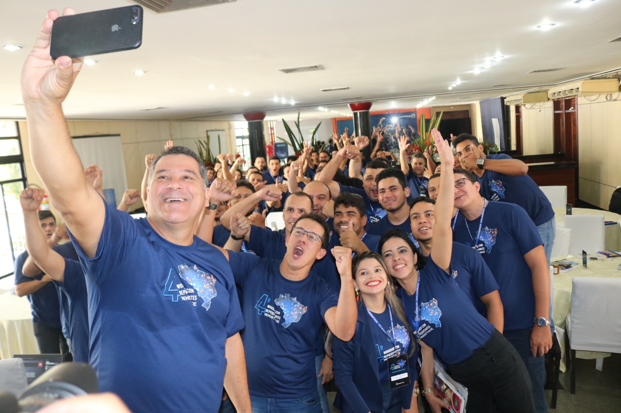 O poder da atitude para vendas de sucesso foi tema da última palestra do 4º Workshop com Representantes Rensoftware
